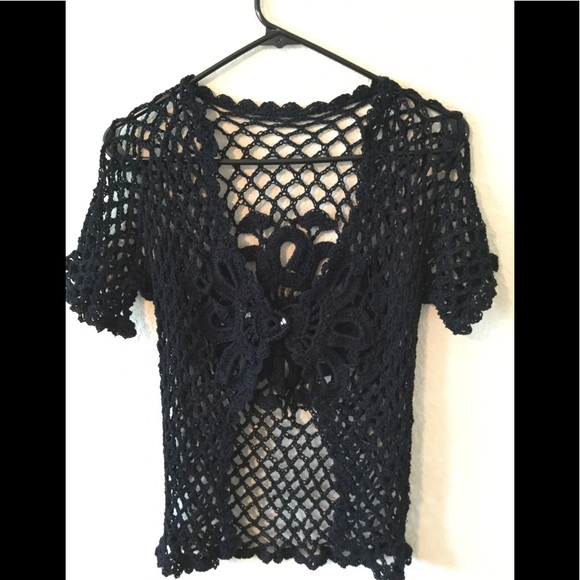 A handmade blouse - Picture 1 of 2